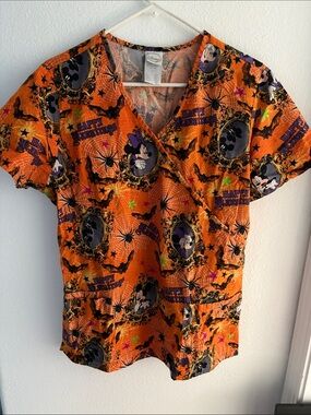 Disney Orange Minnie Halloween Short Sleeve Scrub Top